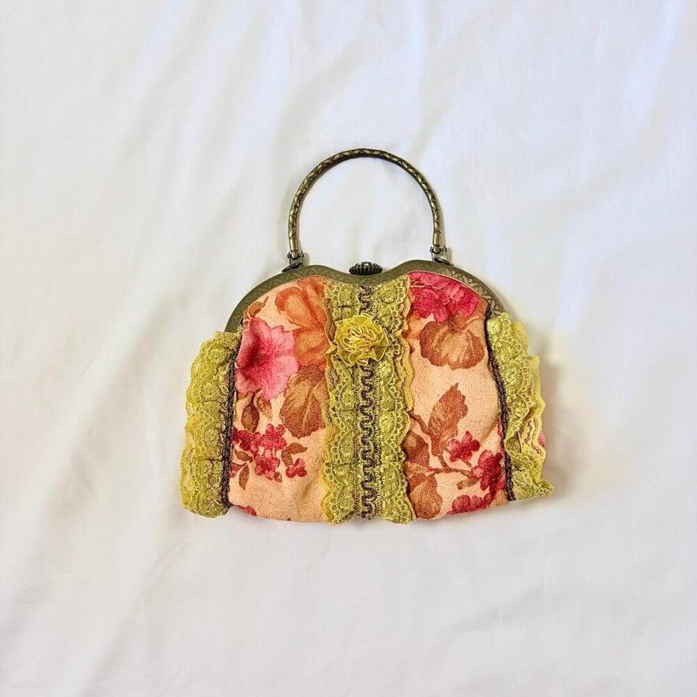 Nicole Lee Collection Pink and green floral tapestry kiss-lock purse